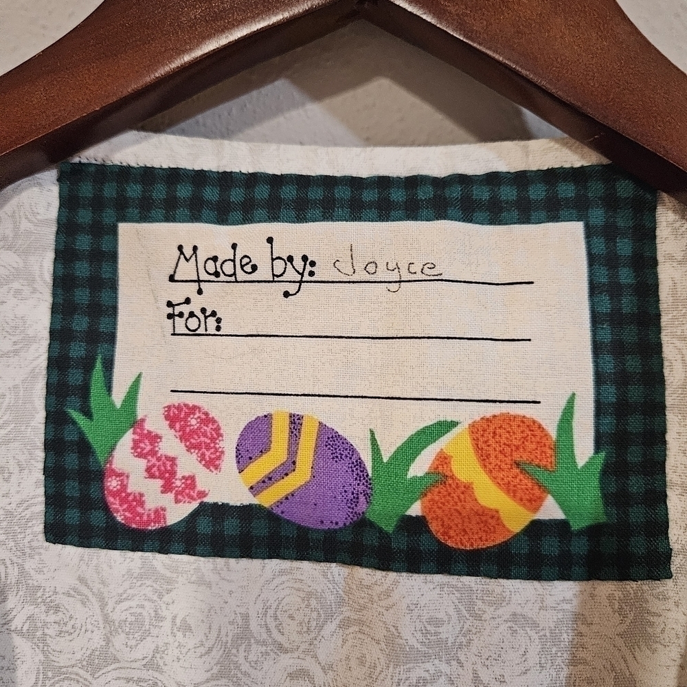 Easter Spring Vest - Picture 9 of 16